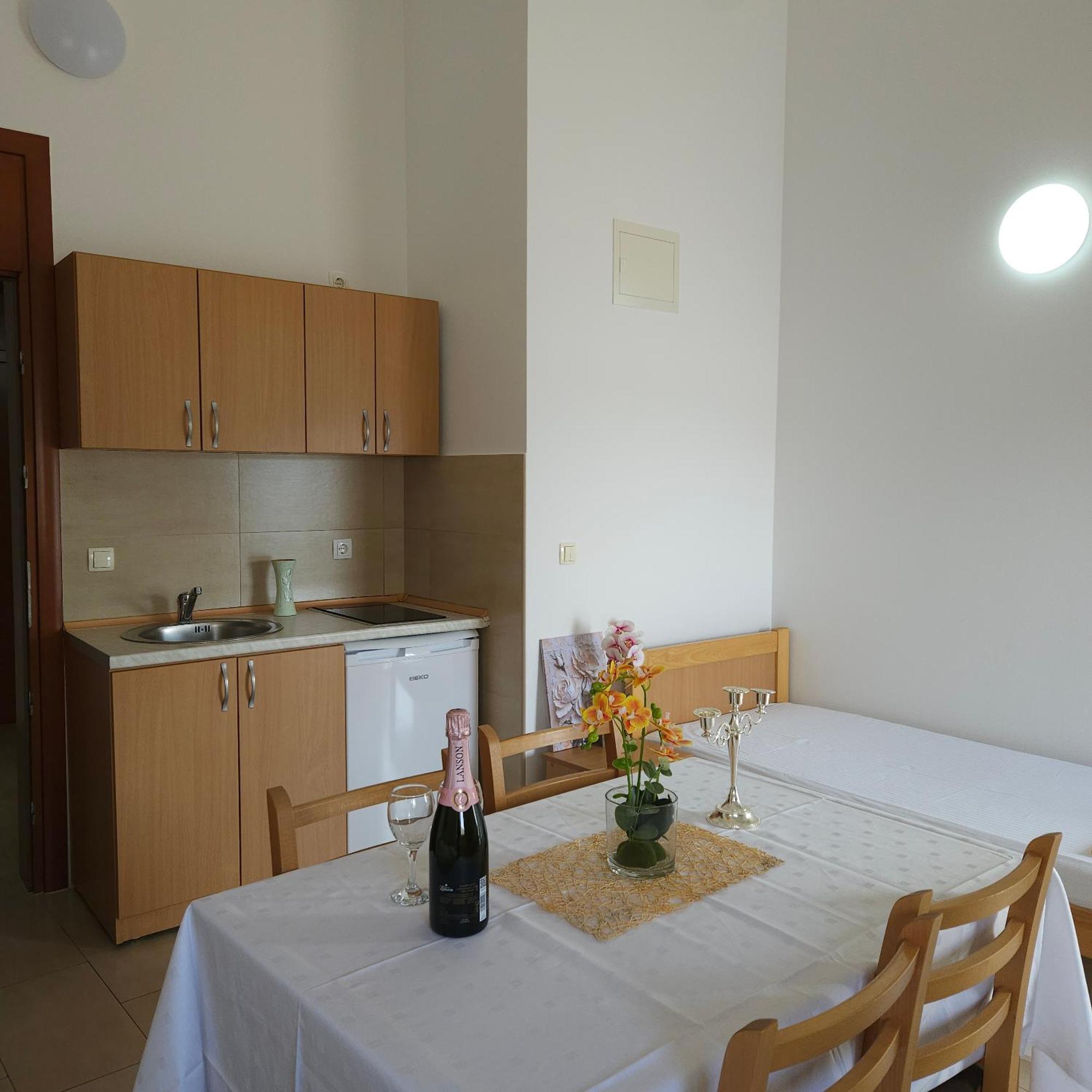 Apartments Cytrus Neum Exterior photo