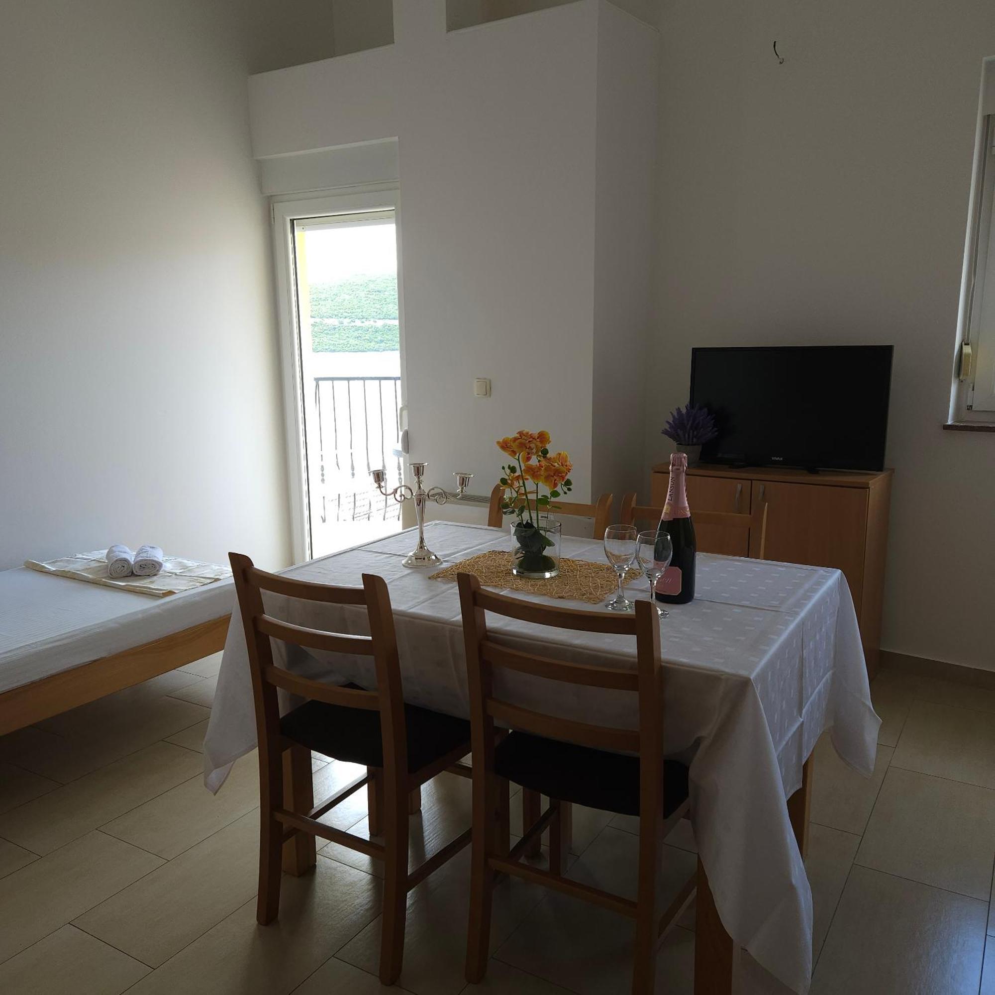 Apartments Cytrus Neum Exterior photo